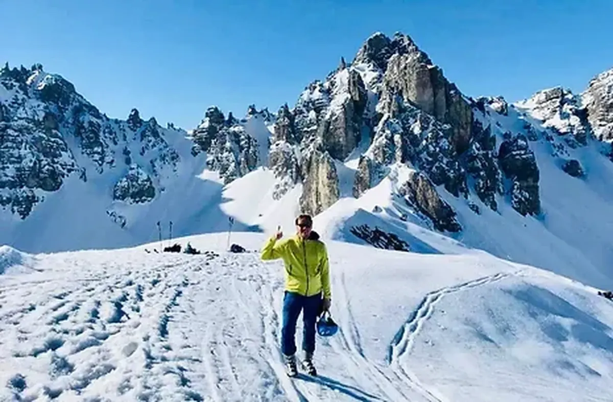 Fabian Hoppe on a snowy mountain ridge